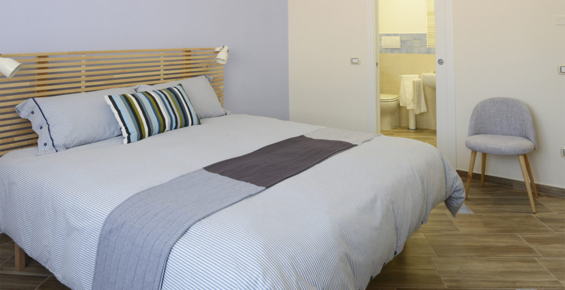 B&B-Salerno-Camera-Santa-Teresa-04 Bed and Breakfast Salerno